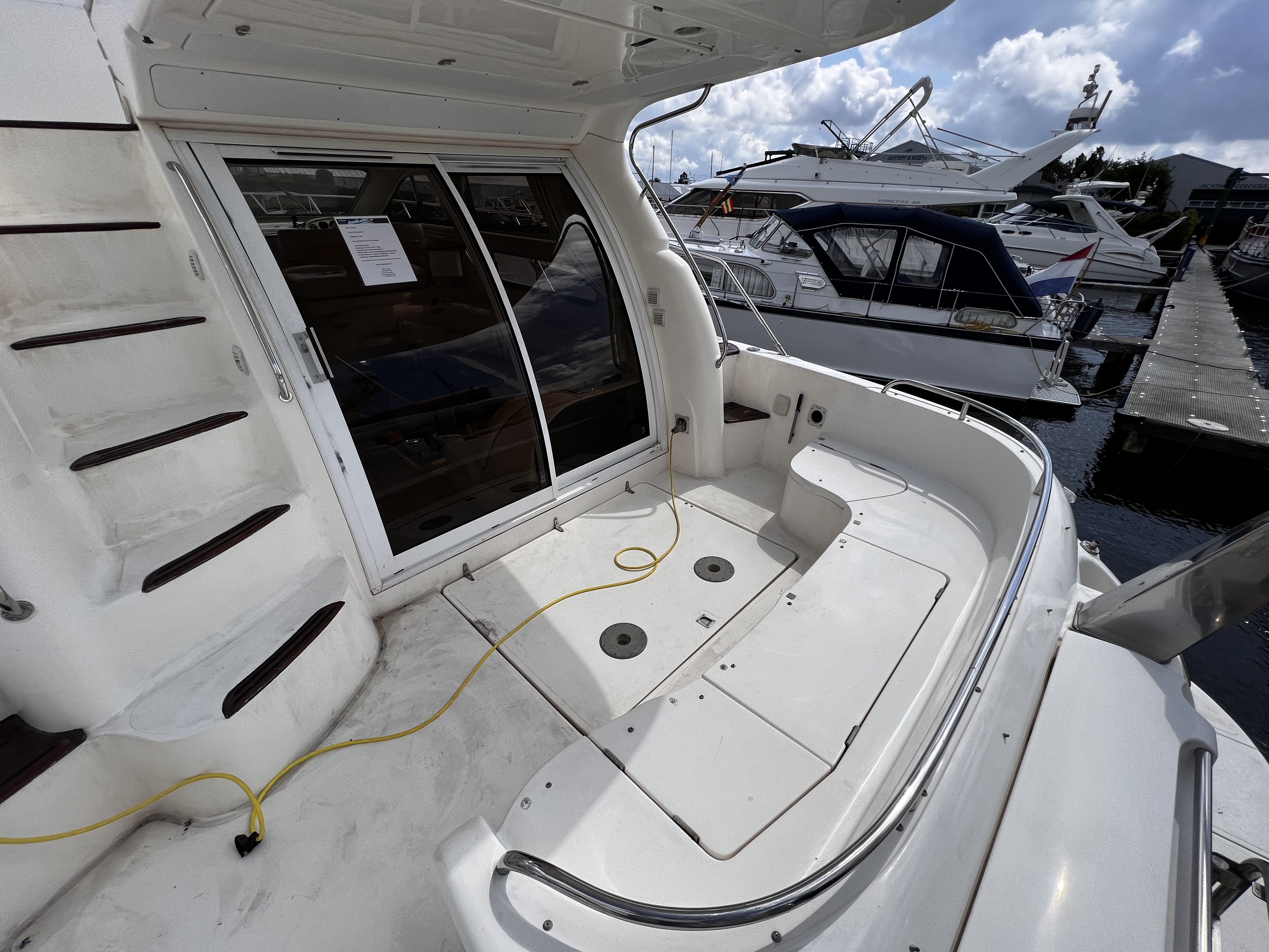 foto: 34 Sealine 420 Statesman