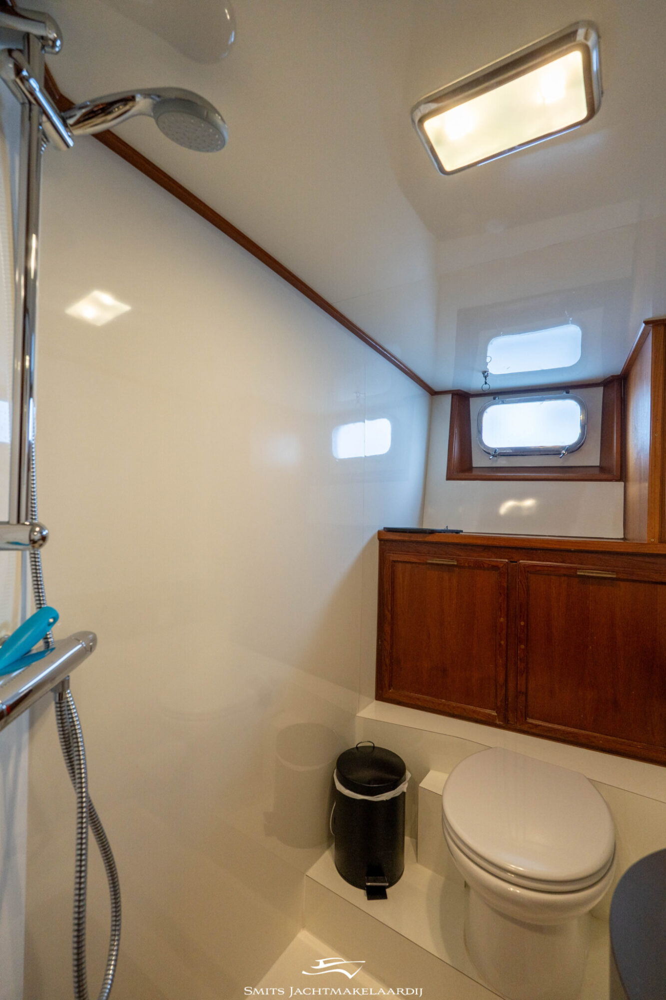 foto: 8 Lowland Lowland Kotter 13.80 AK
