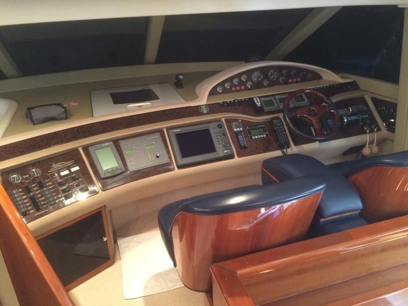 foto: 5 Princess 65 Fly