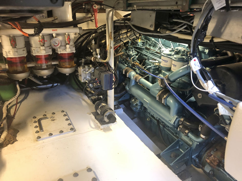 foto: 7 Trawlerjacht 48, zeegaand