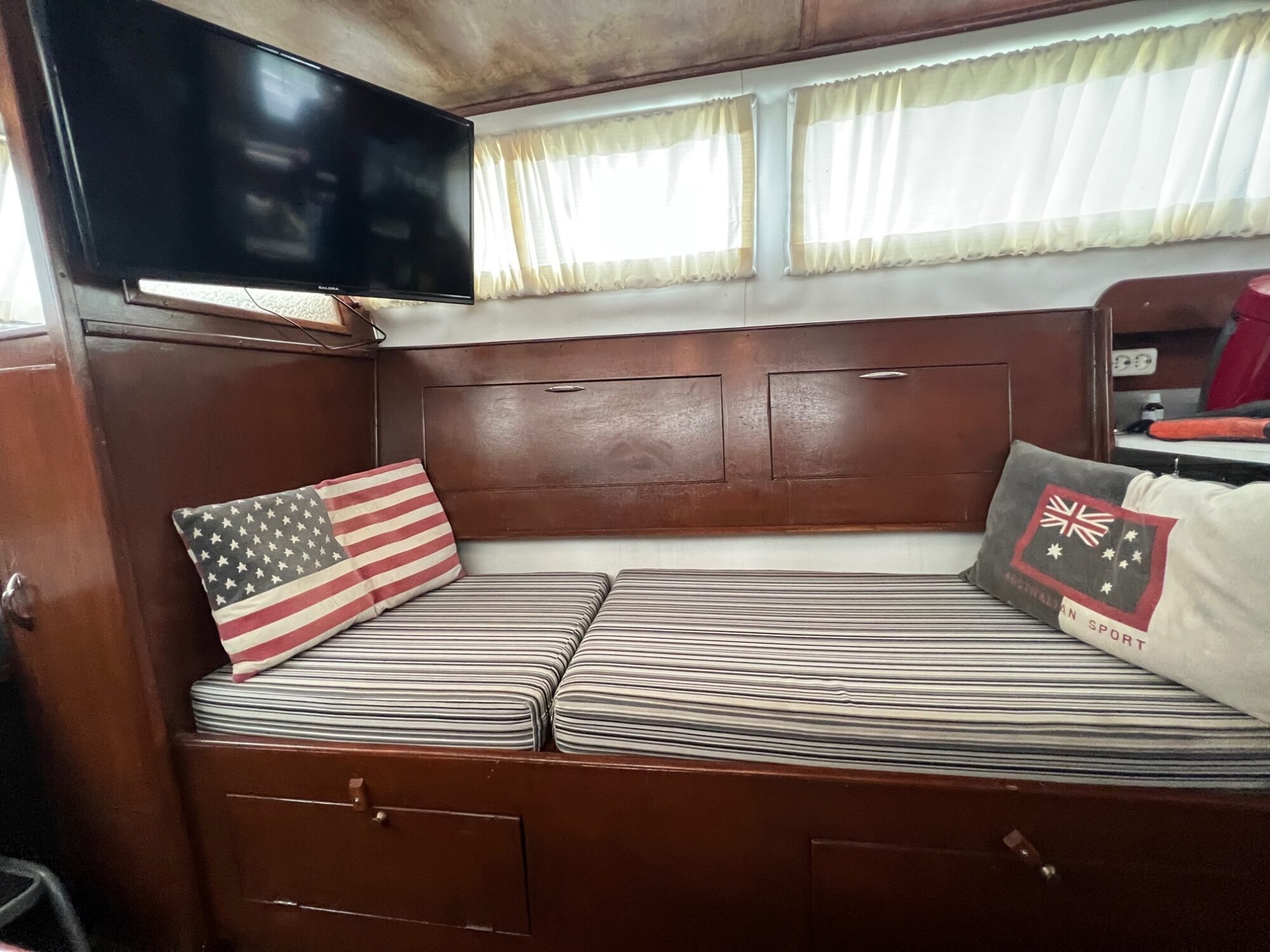 foto: 4 Princess Princess 32 OK