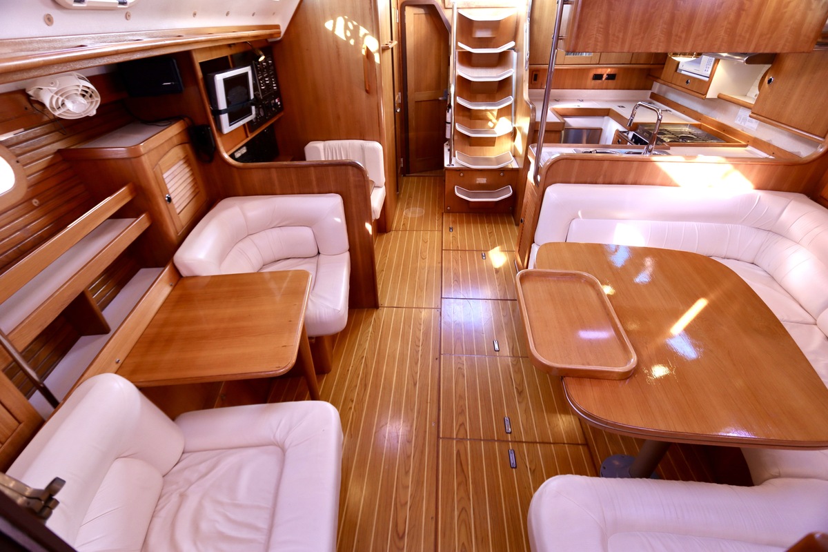 foto: 5 Catalina 470