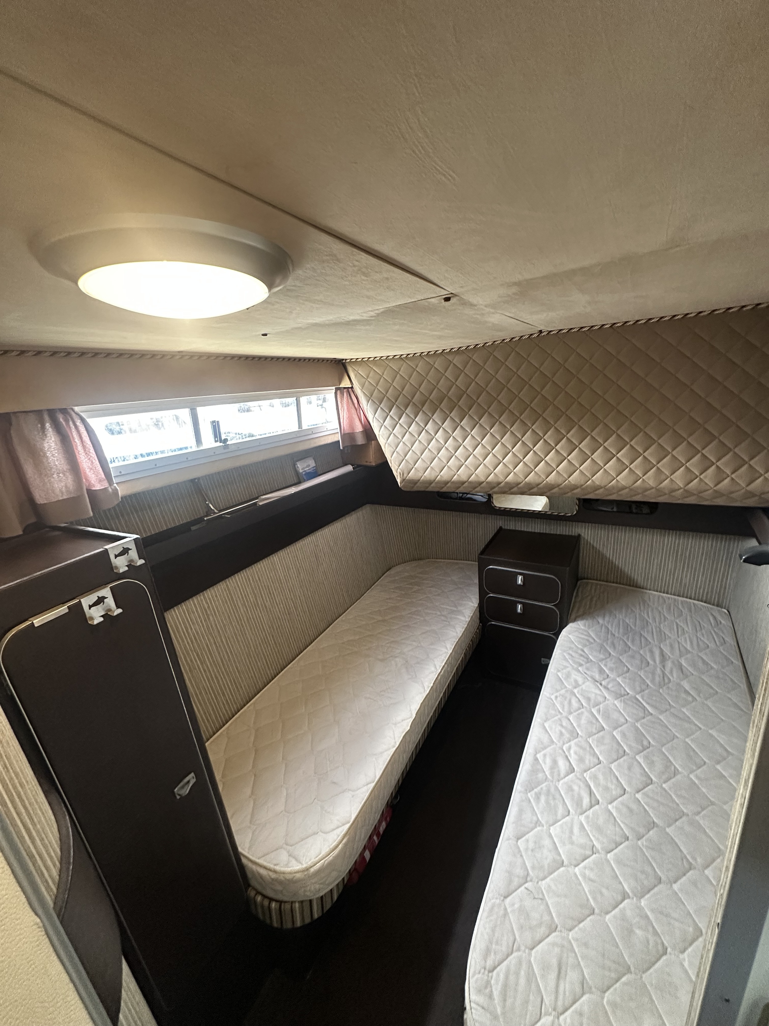 foto: 6 Princess 38 Flybridge