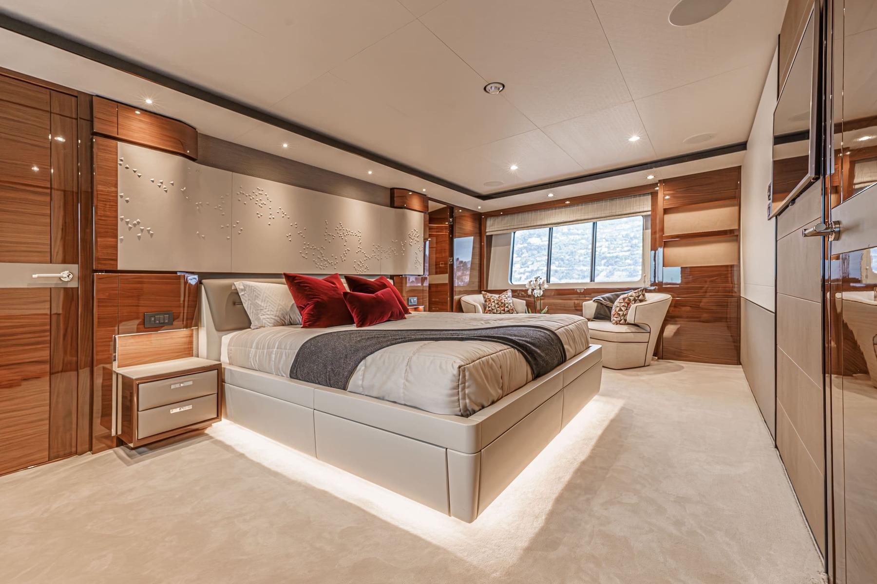 foto: 5 Princess  M 35