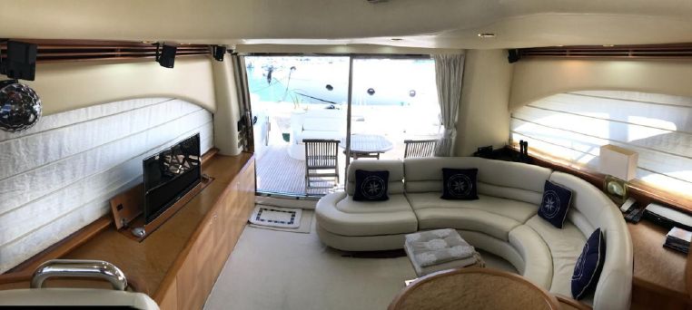 foto: 4 Azimut 55 E