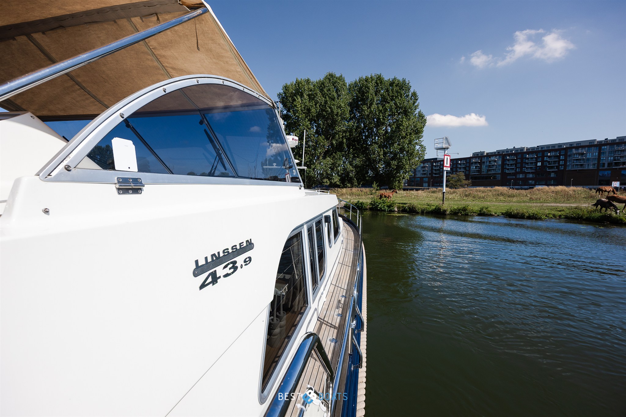 foto: 39 Linssen Grand Sturdy 43.9 AC