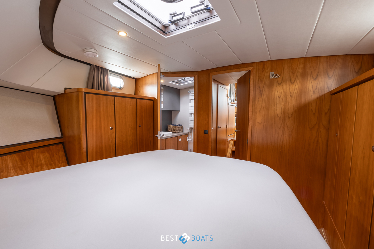 foto: 4 Linssen Grand Sturdy 410 Sedan