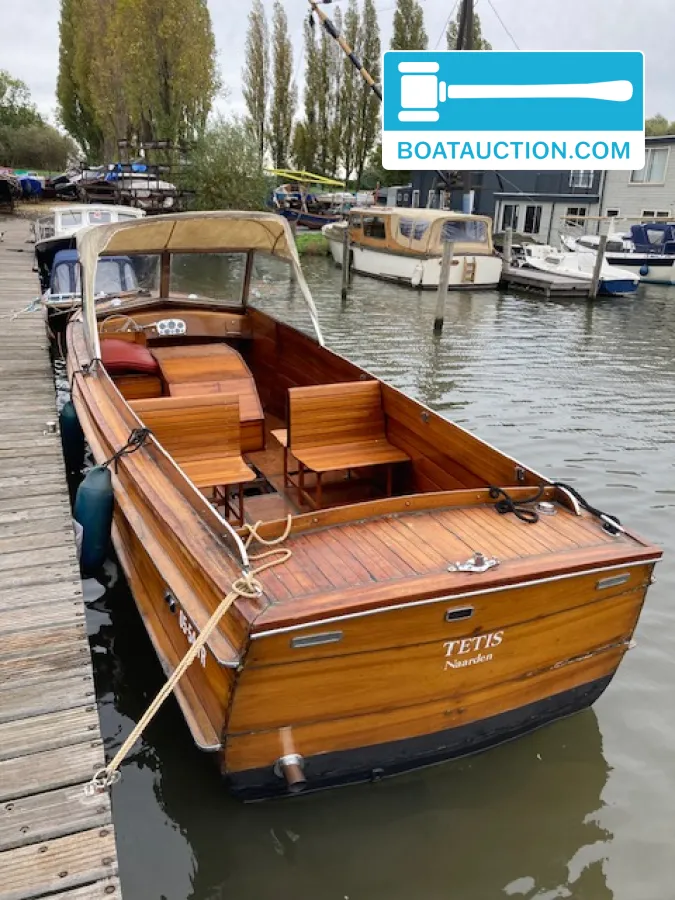 foto: 6 Taxi boat 850