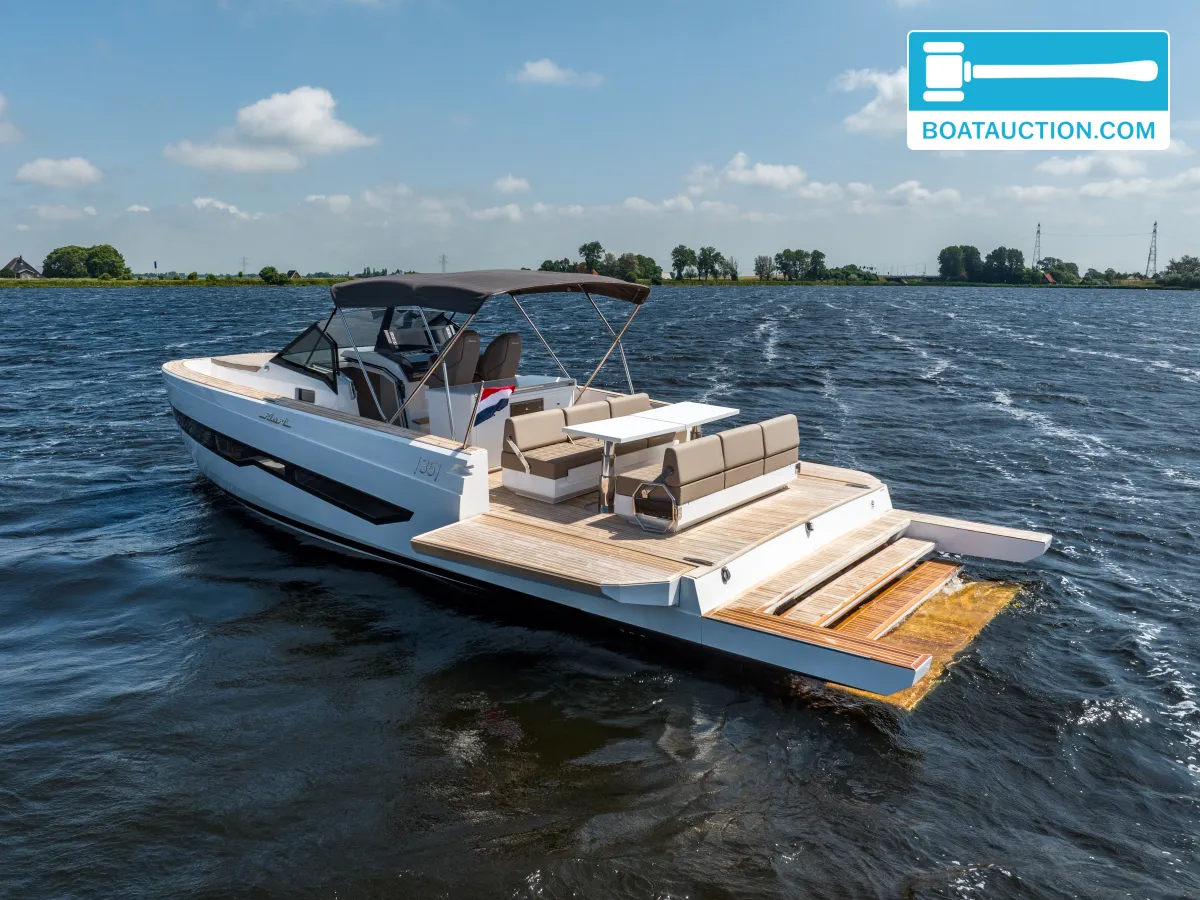 foto: 7 Fiart Seawalker 35