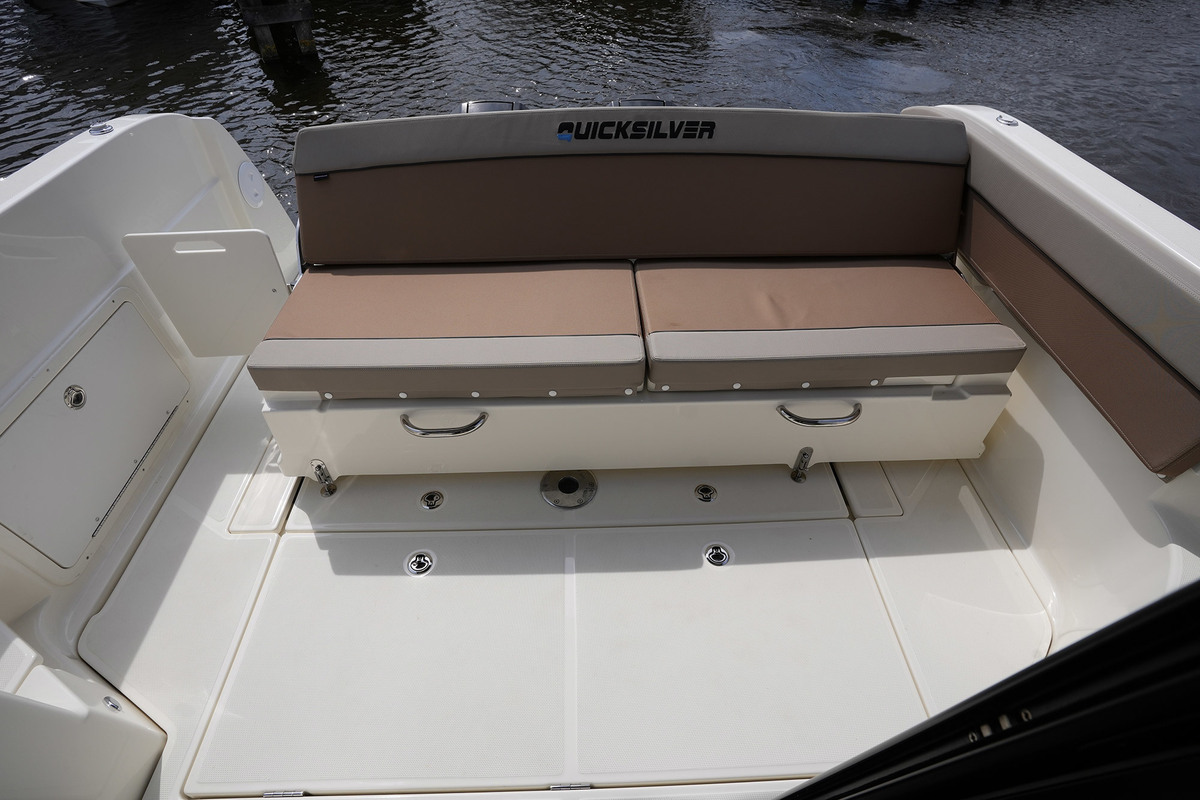 foto: 7 Quicksilver Activ 905 Weekend Outboard