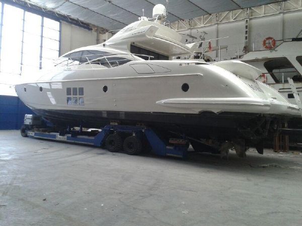 foto: 4 Azimut 68 S