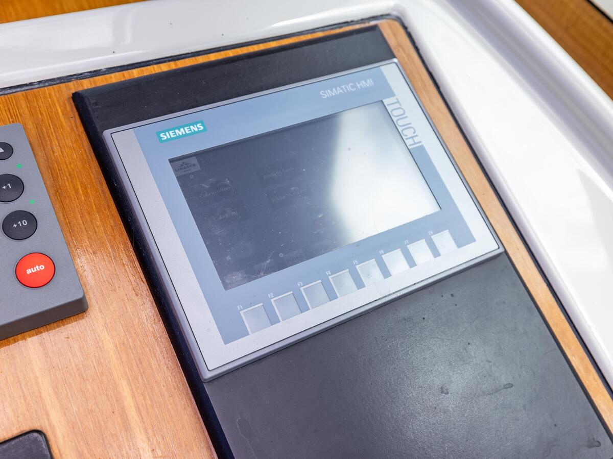 foto: 10 Linssen  Grand Sturdy 500 Variotop