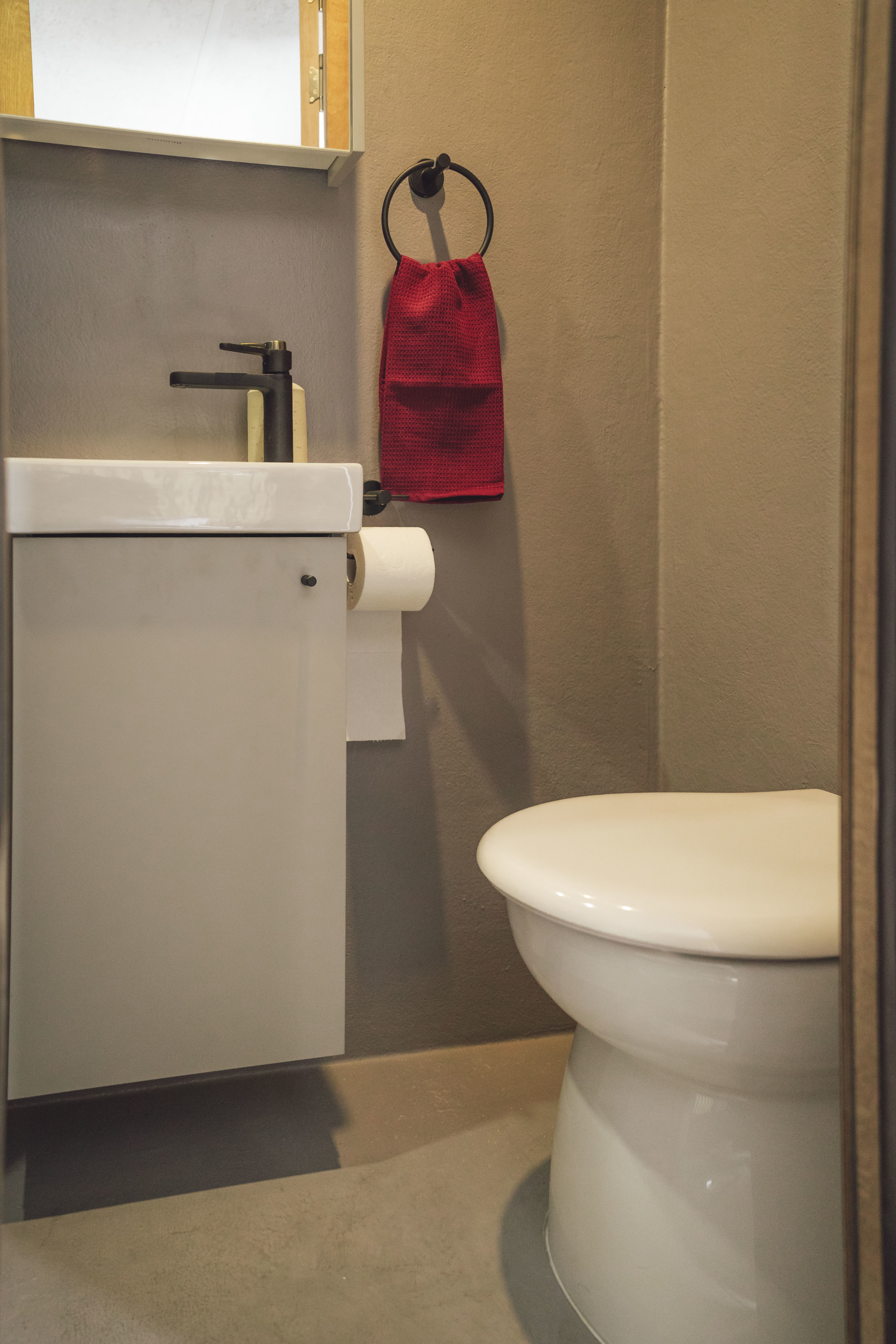 foto: 5 SHB Houseboat GTR 6.3