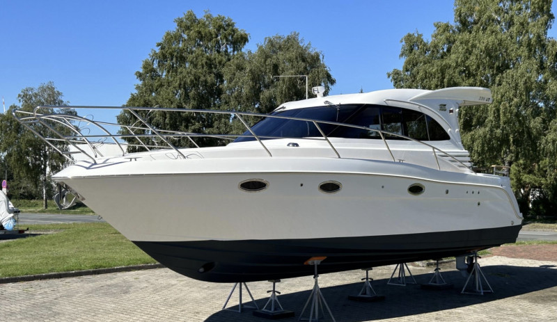 foto: 5 Galeon 330 HT