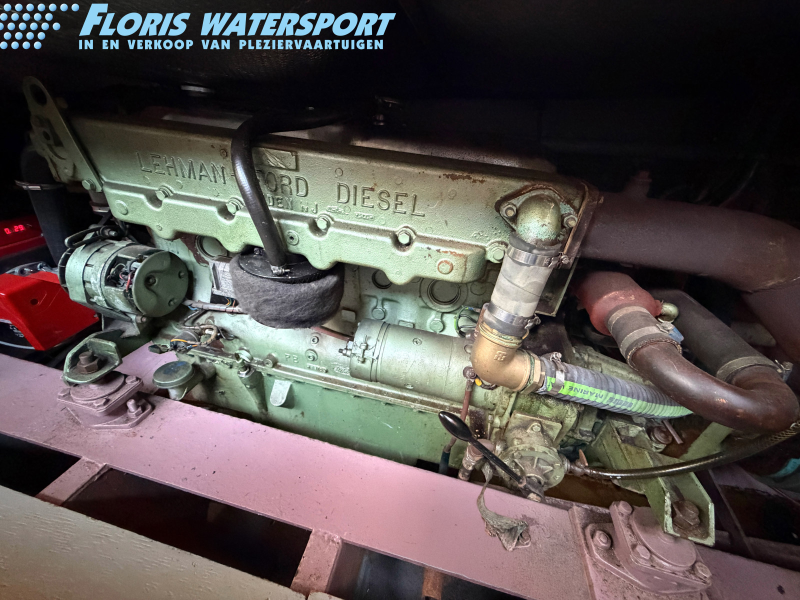 foto: 6 Blauwe Hand kruiser 1350 AK