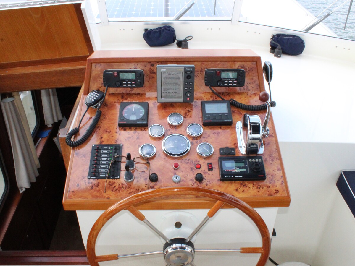 foto: 4 Ankertrawler  35 AK 