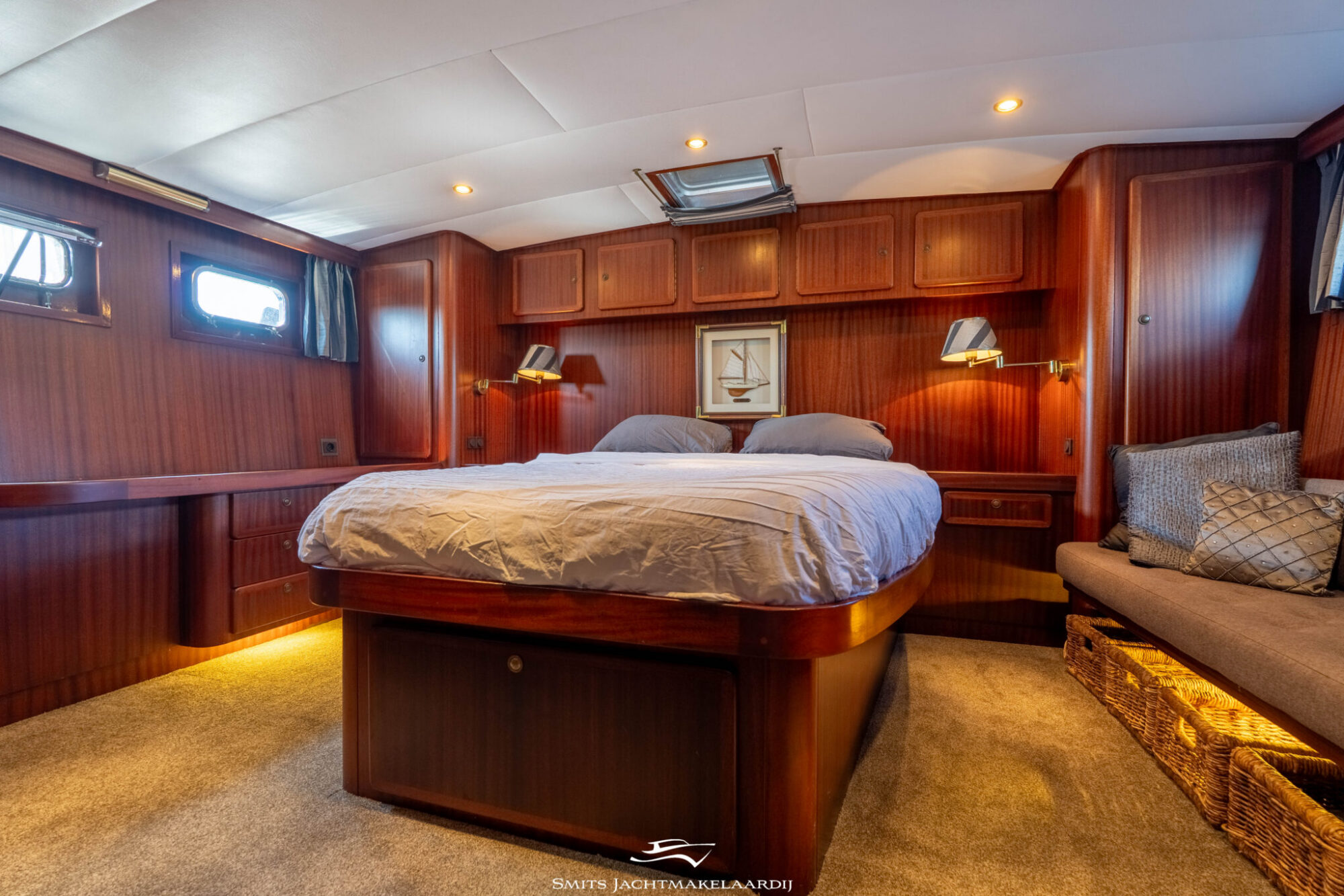 foto: 7 Van der Valk Valk Vitesse 54 Stabilizers