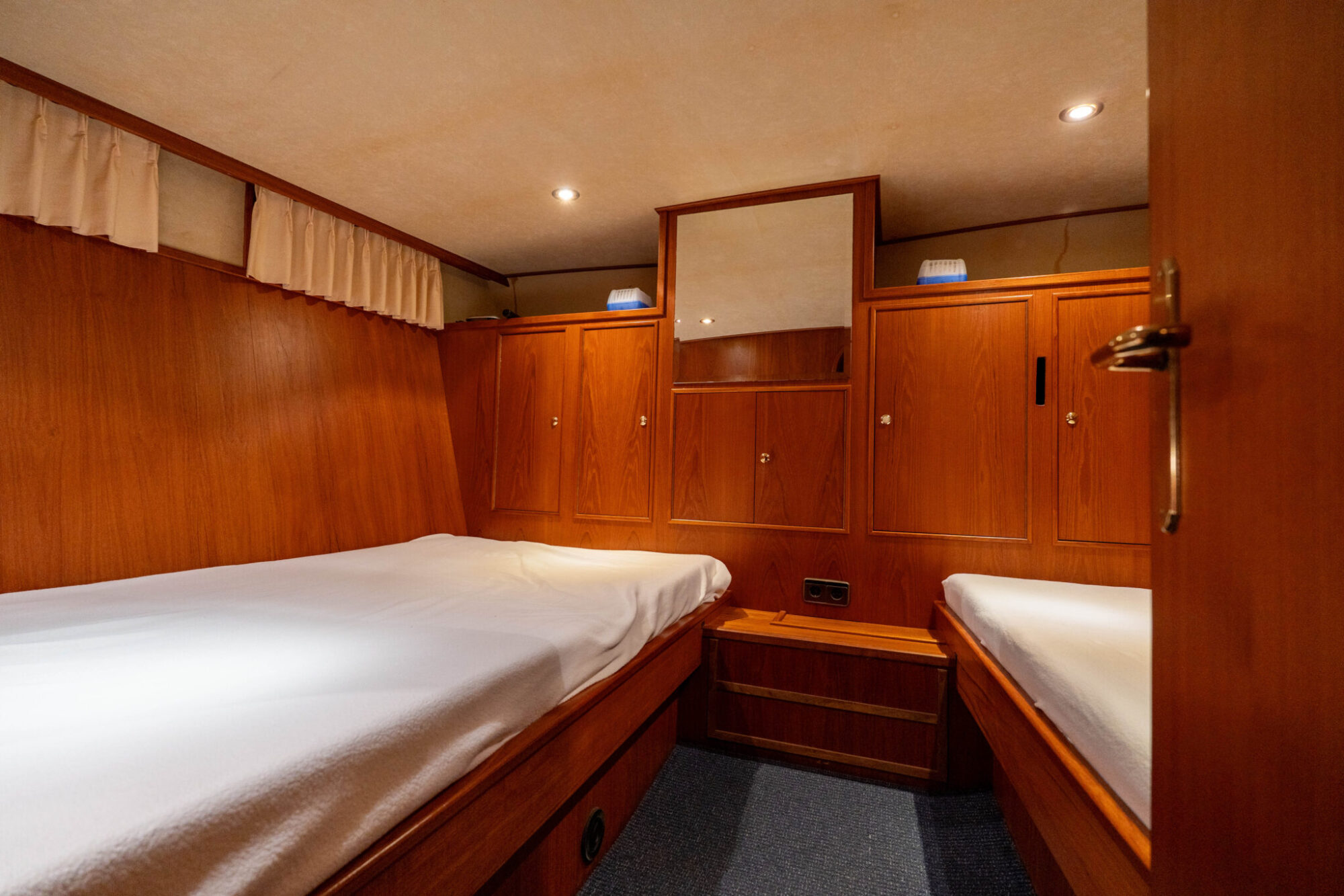 foto: 5 Volker Volker Trawler 13.50 AK Cabrio