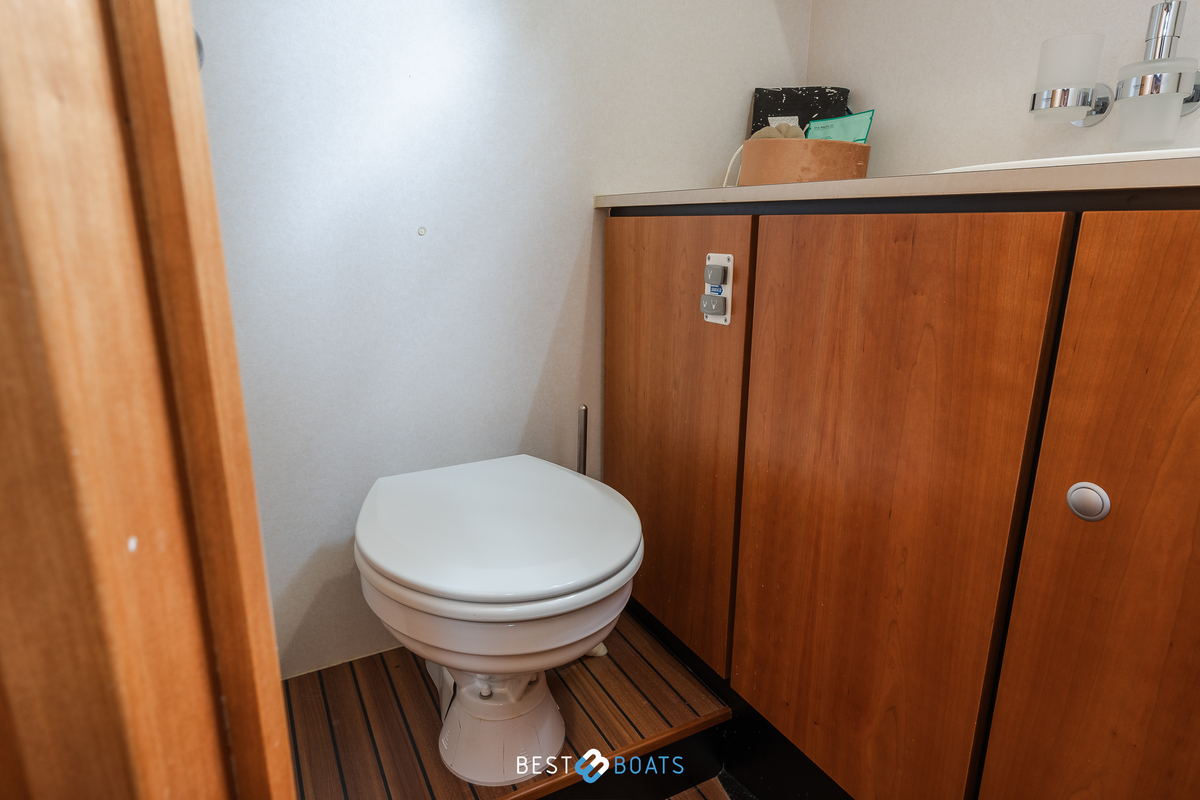 foto: 5 Linssen Grand Sturdy 34.9 AC