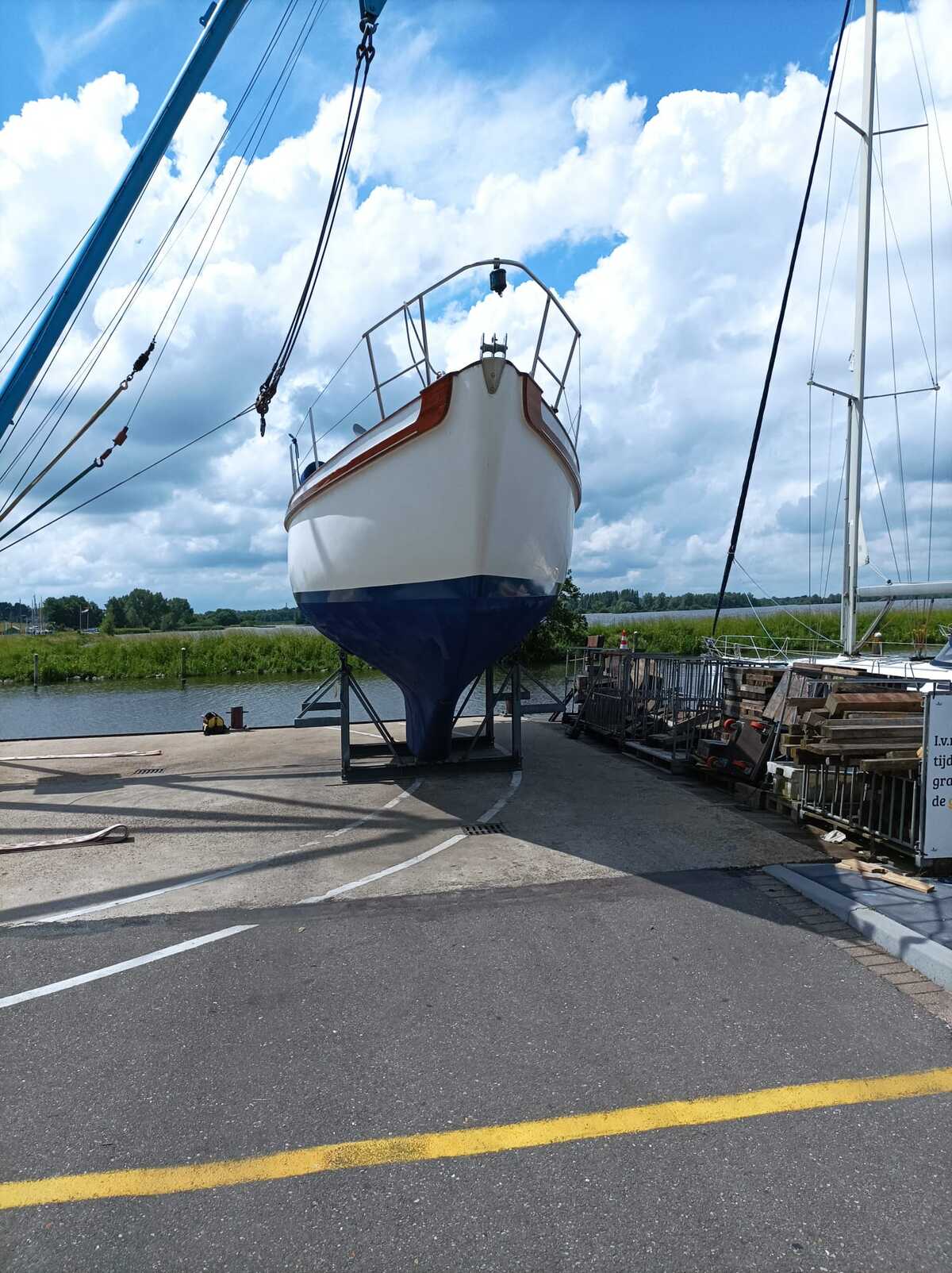 foto: 4 Tradewind 33