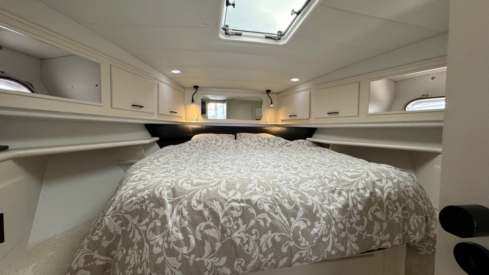 foto: 80 Fairline Fairline 43 Flybridge