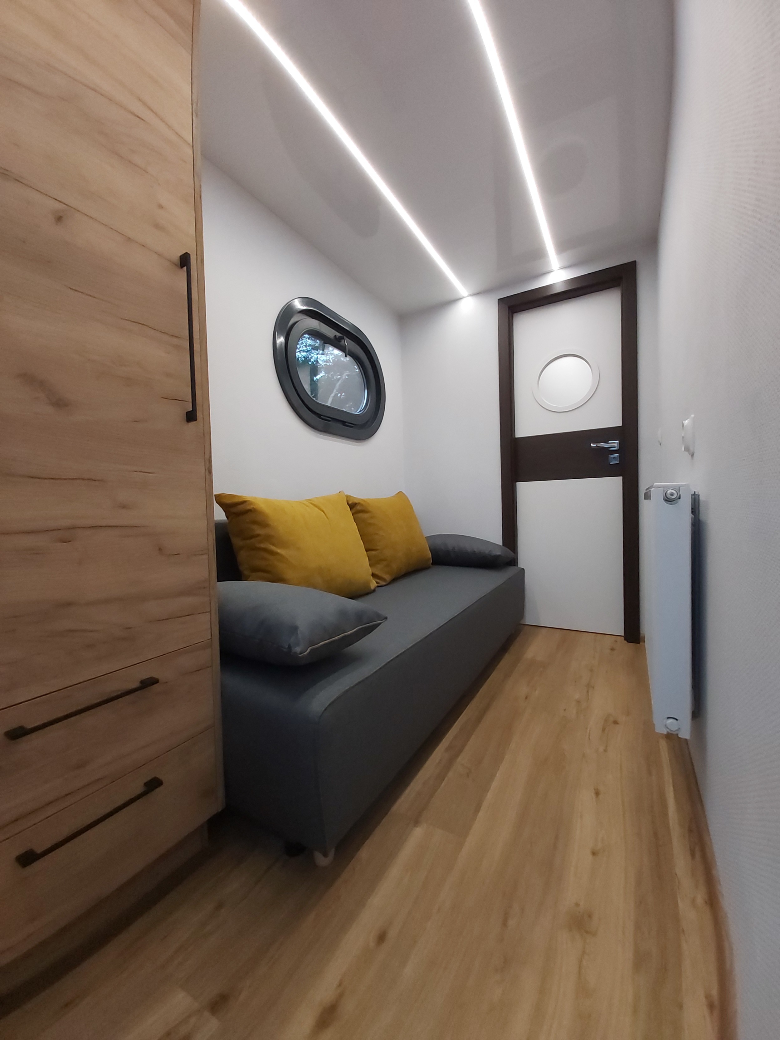 foto: 5 Campi 400 Houseboat