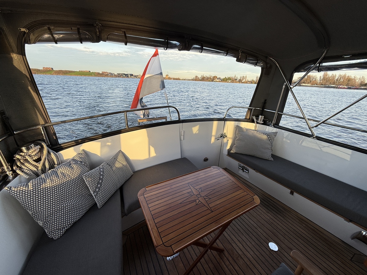 foto: 5 Bruijs Spiegelkotter 11.50 OK