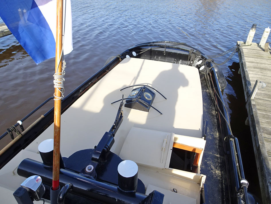 foto: 5 Motorsleepboot 13.90, IJssel