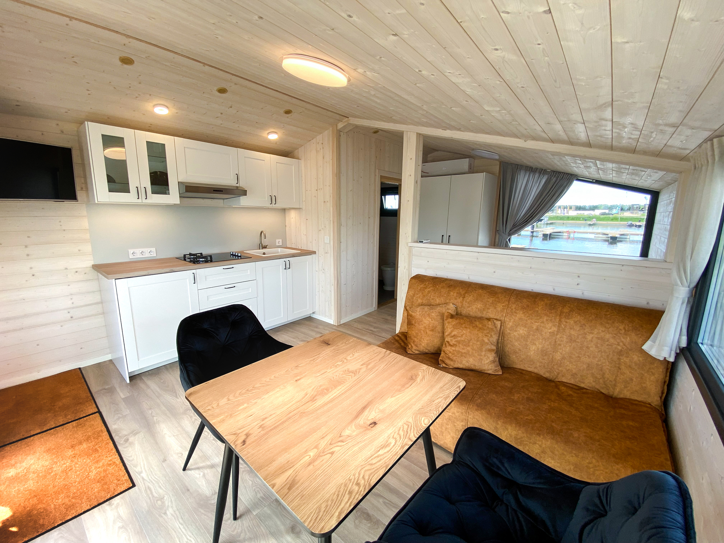 foto: 4 Twin M-Cabin Houseboat