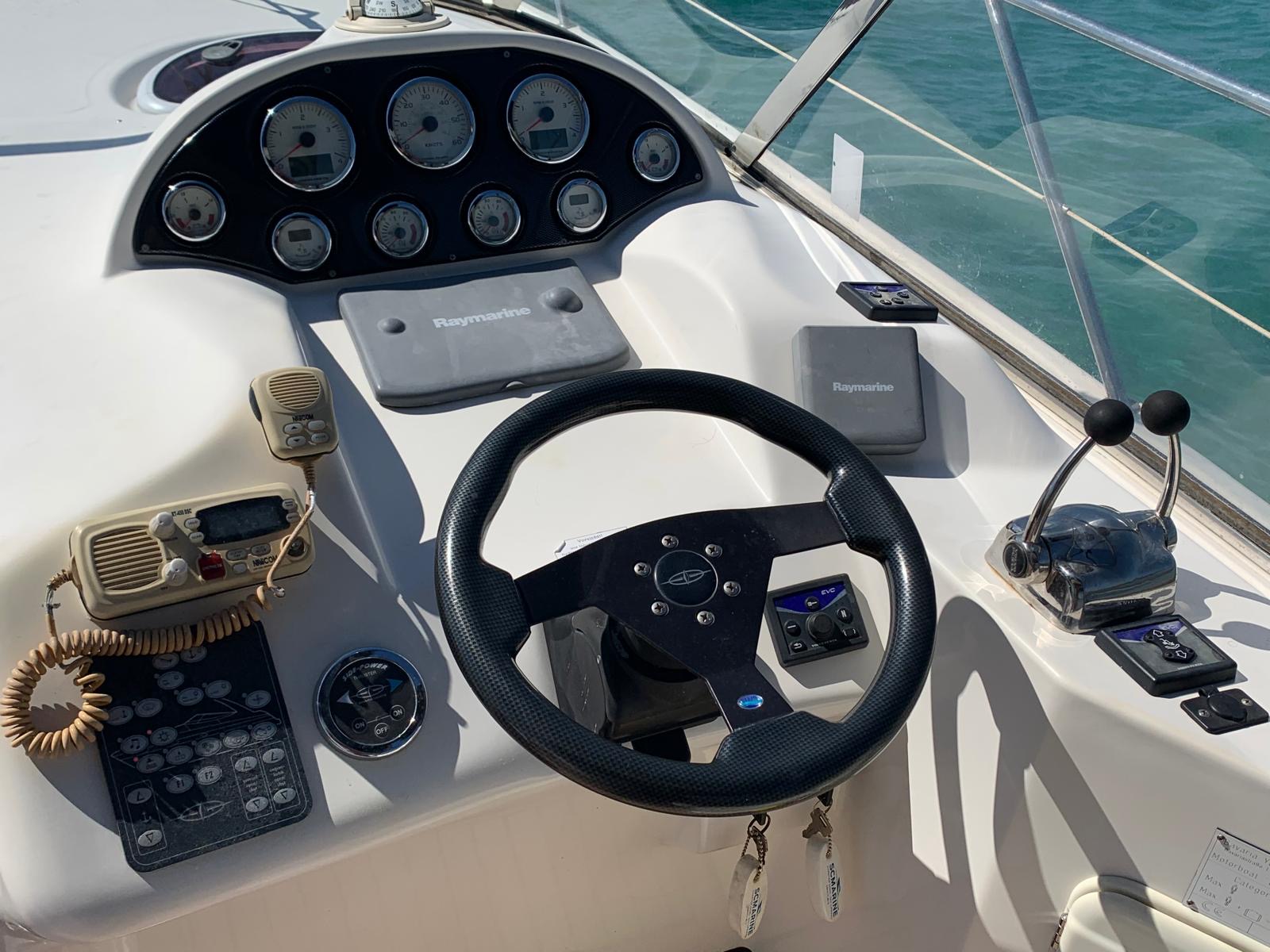 foto: 5 Bavaria 37 sport