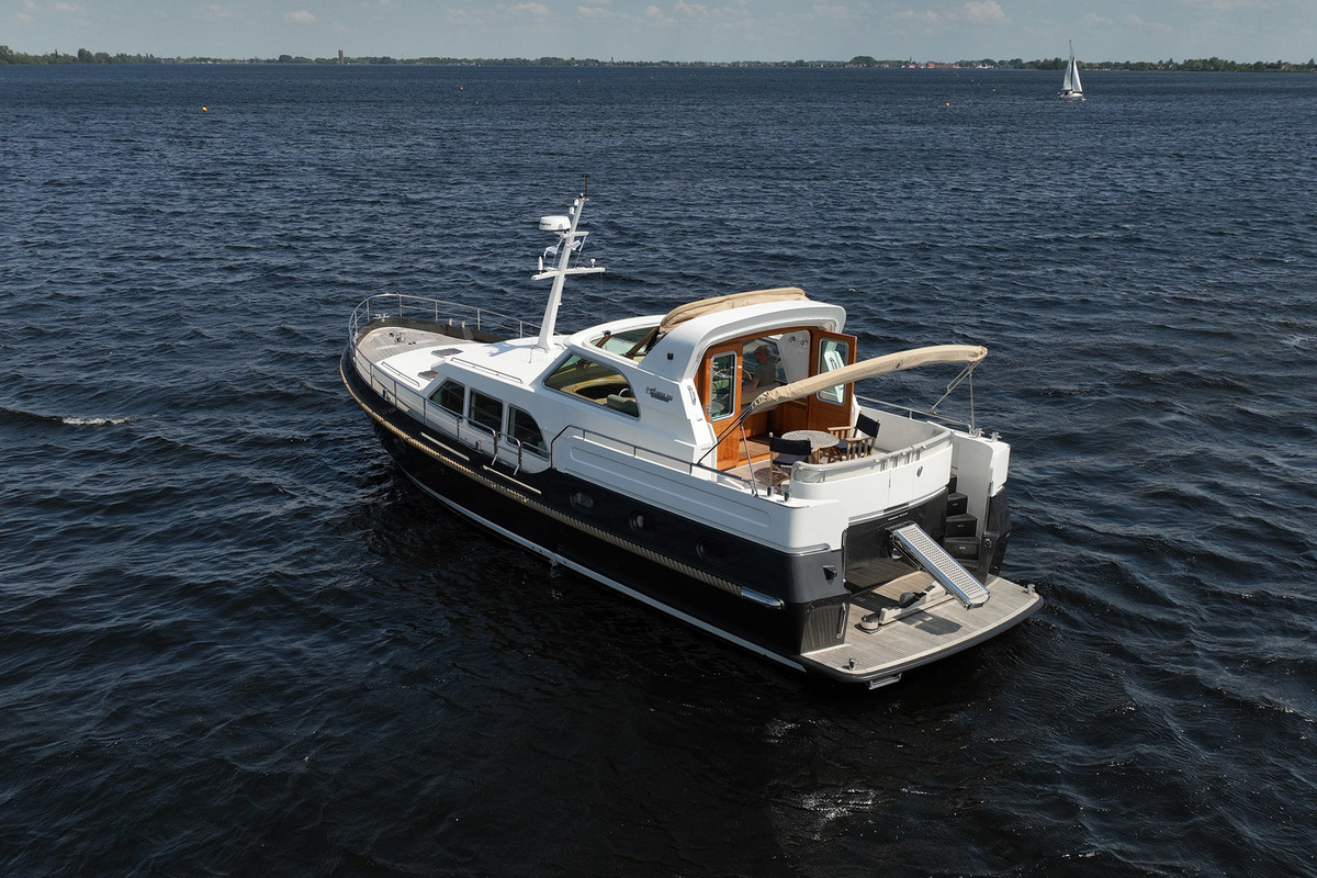 foto: 98 Linssen Grand Sturdy 500 Variotop Mark II