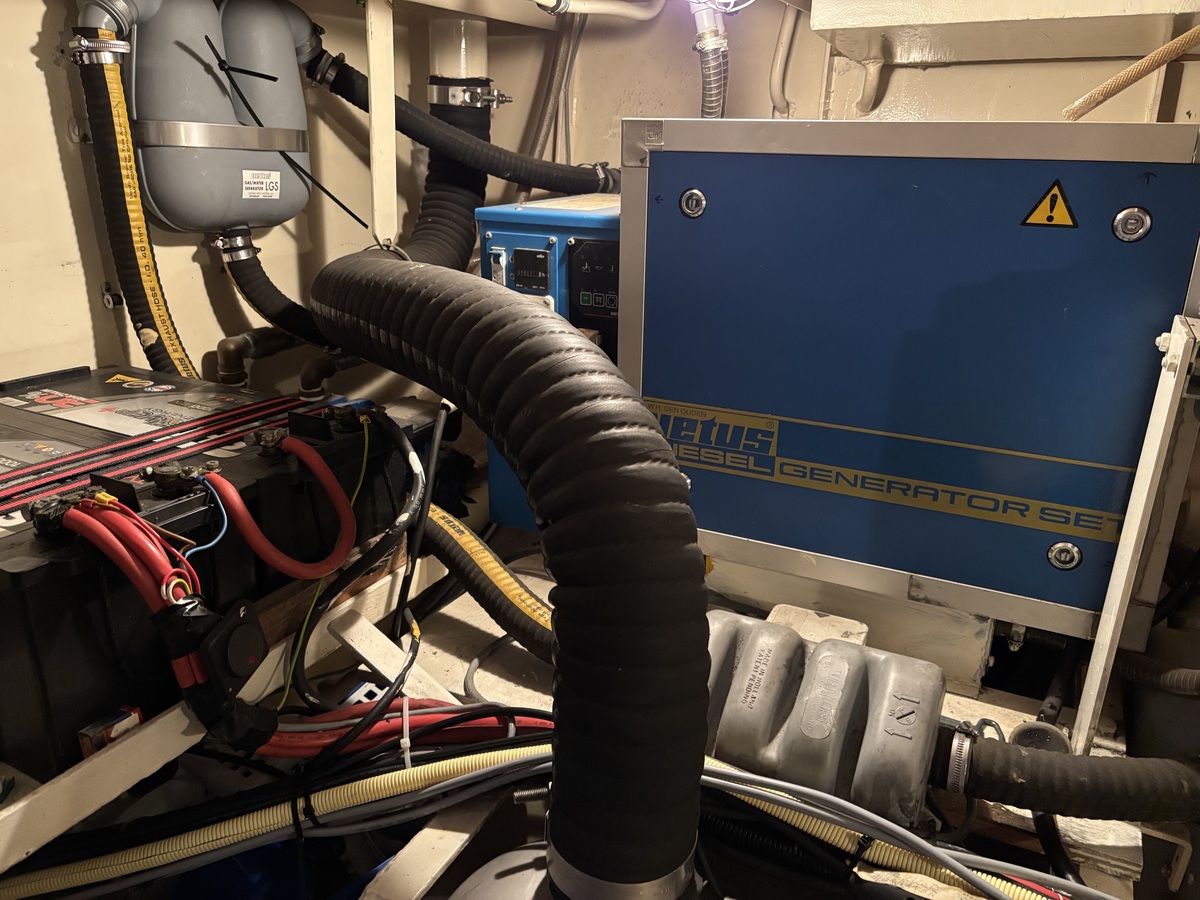 foto: 6 Columbus Kotter 13.50 AK