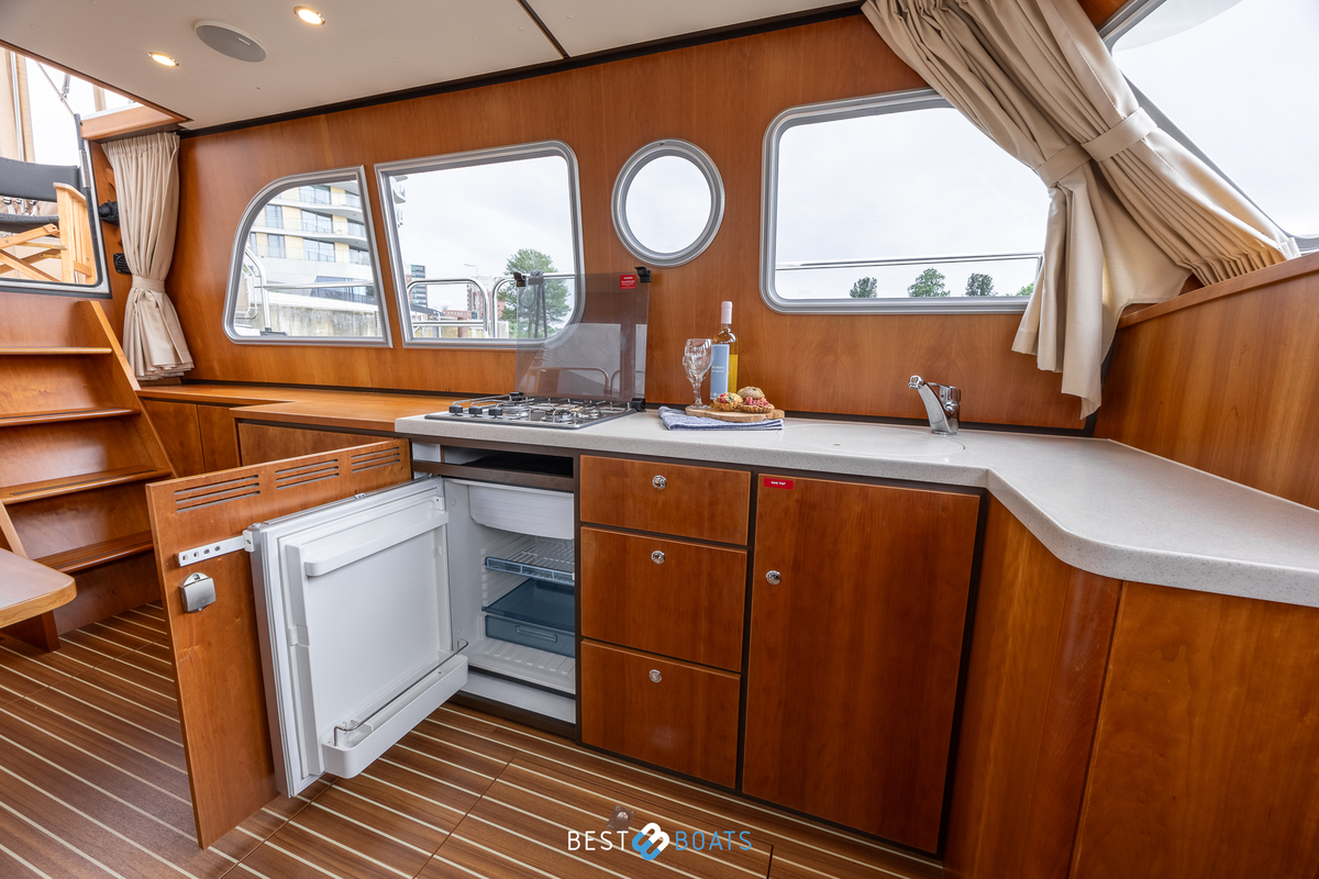 foto: 6 Linssen Grand Sturdy 34.9 AC