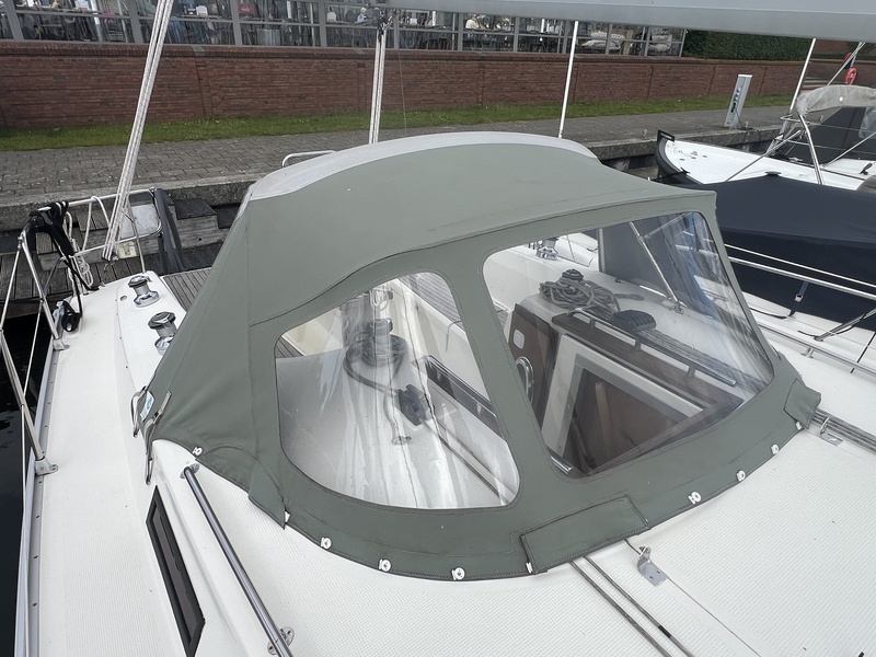 foto: 5 Bavaria Cruiser 32