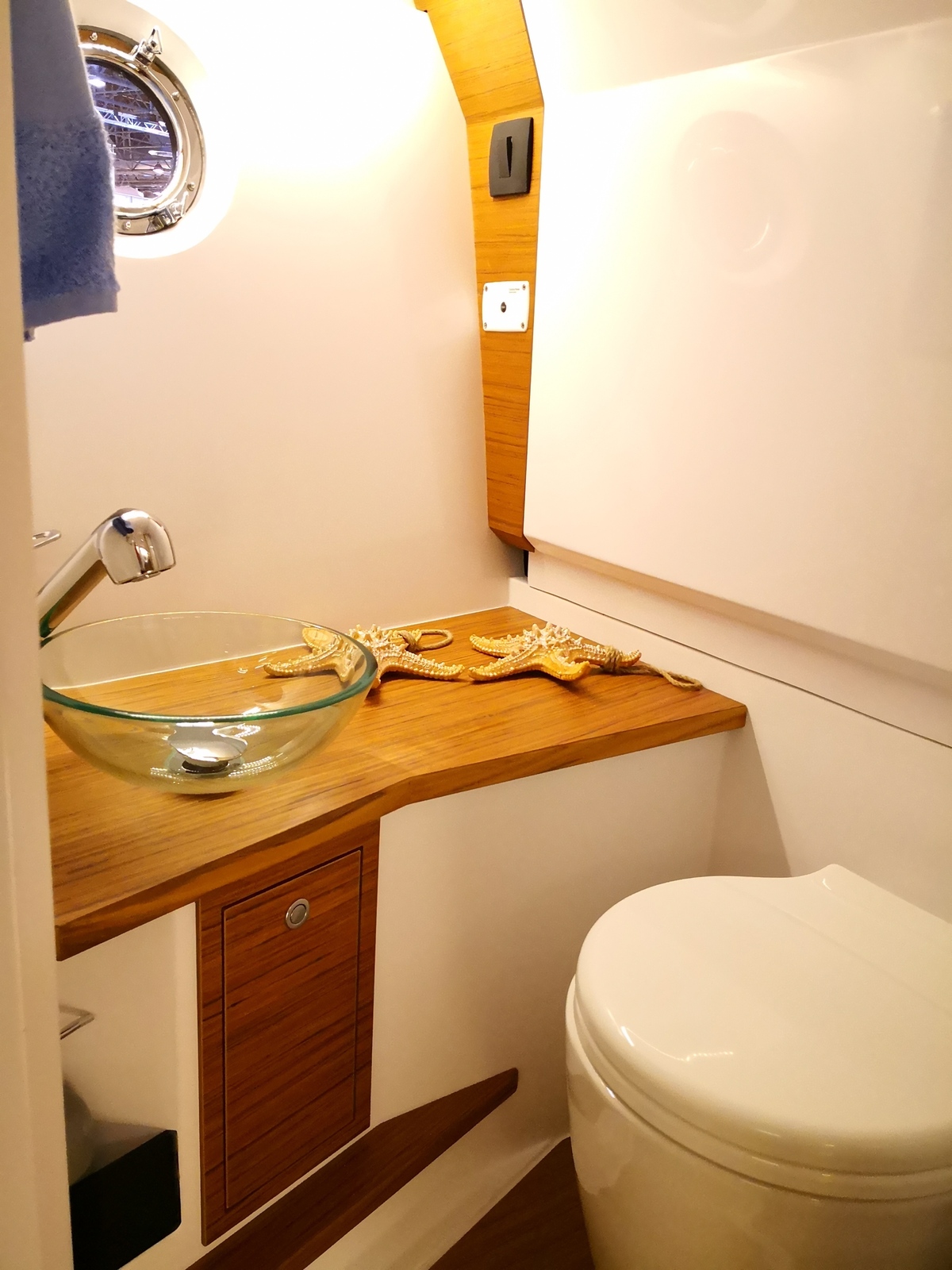 foto: 6 Alfastreet Marine 28 Cabin