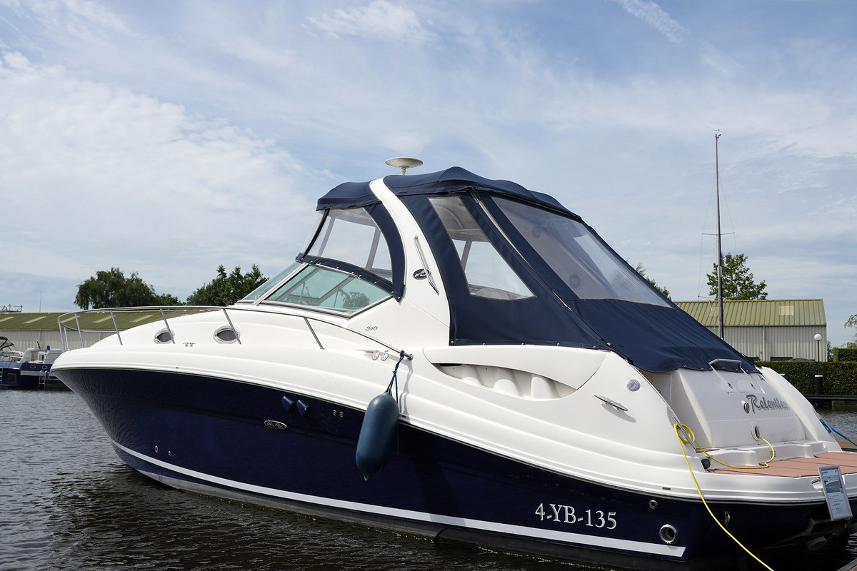 foto: 6 Sea Ray 340 Sundancer