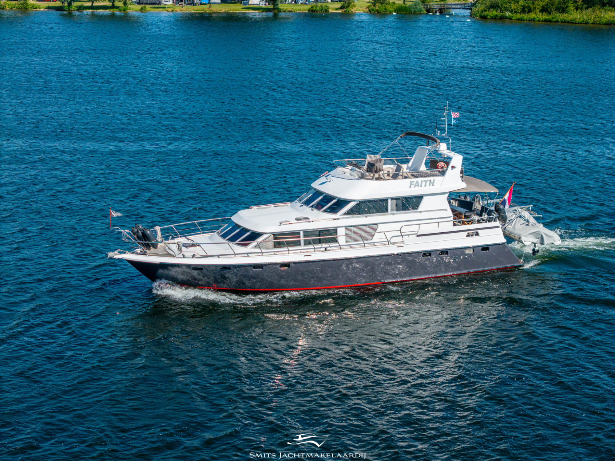 foto: 9 Van der Valk Valk Vitesse 54 Stabilizers