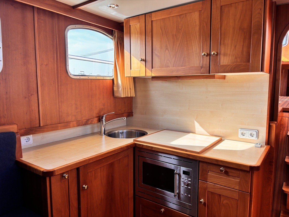 foto: 4 Sleepboot 13.50