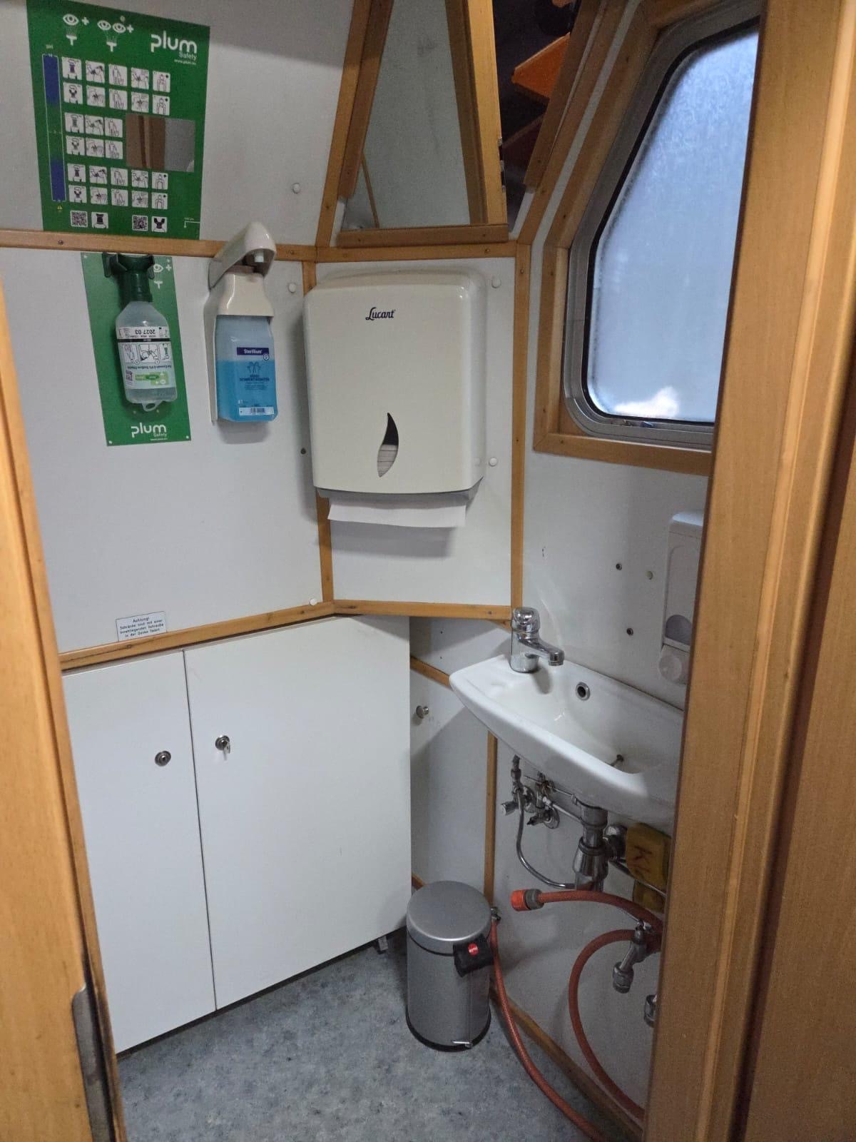 foto: 5 Ex Loodsboot 16.00