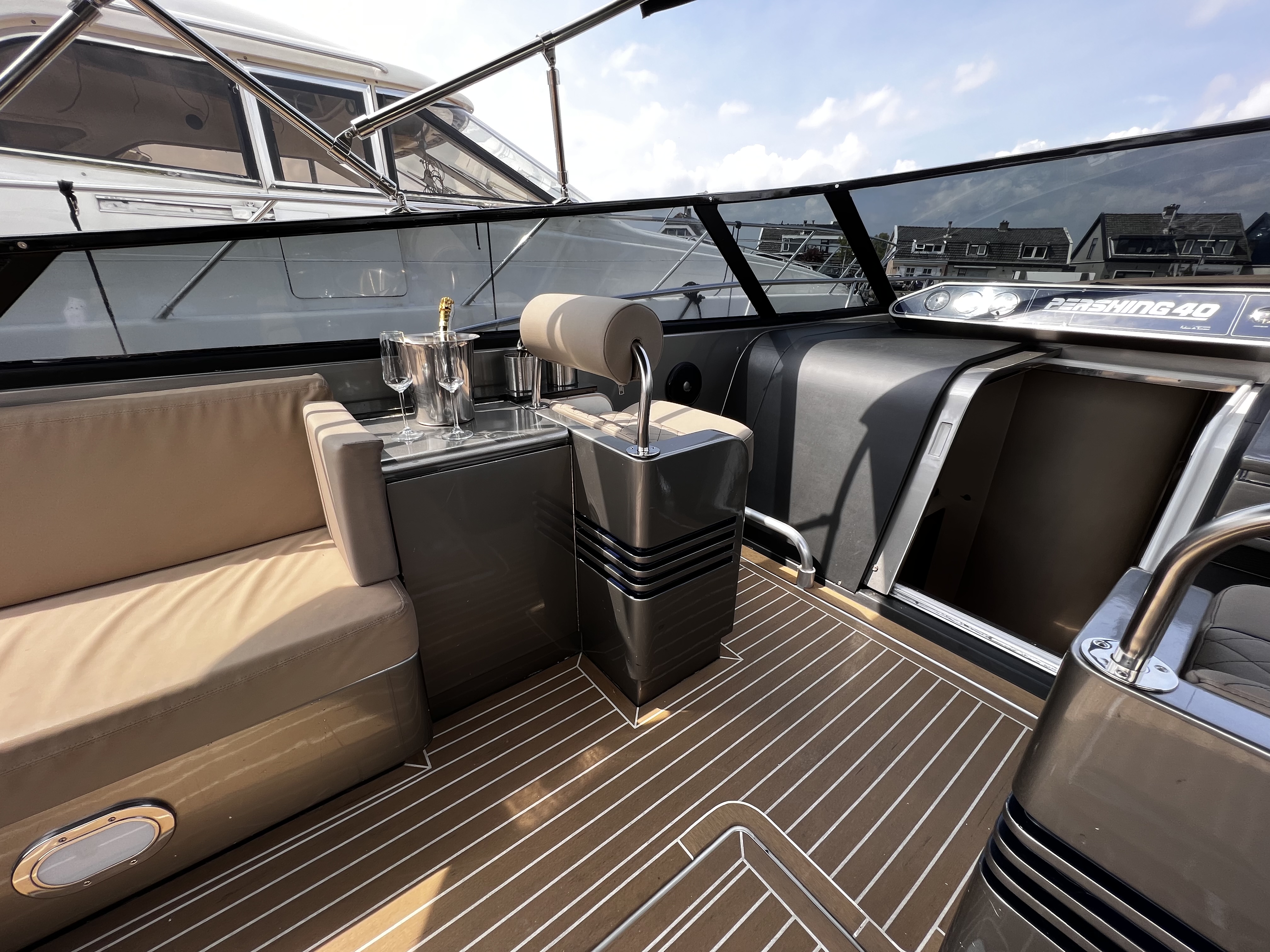 foto: 4 Pershing 40