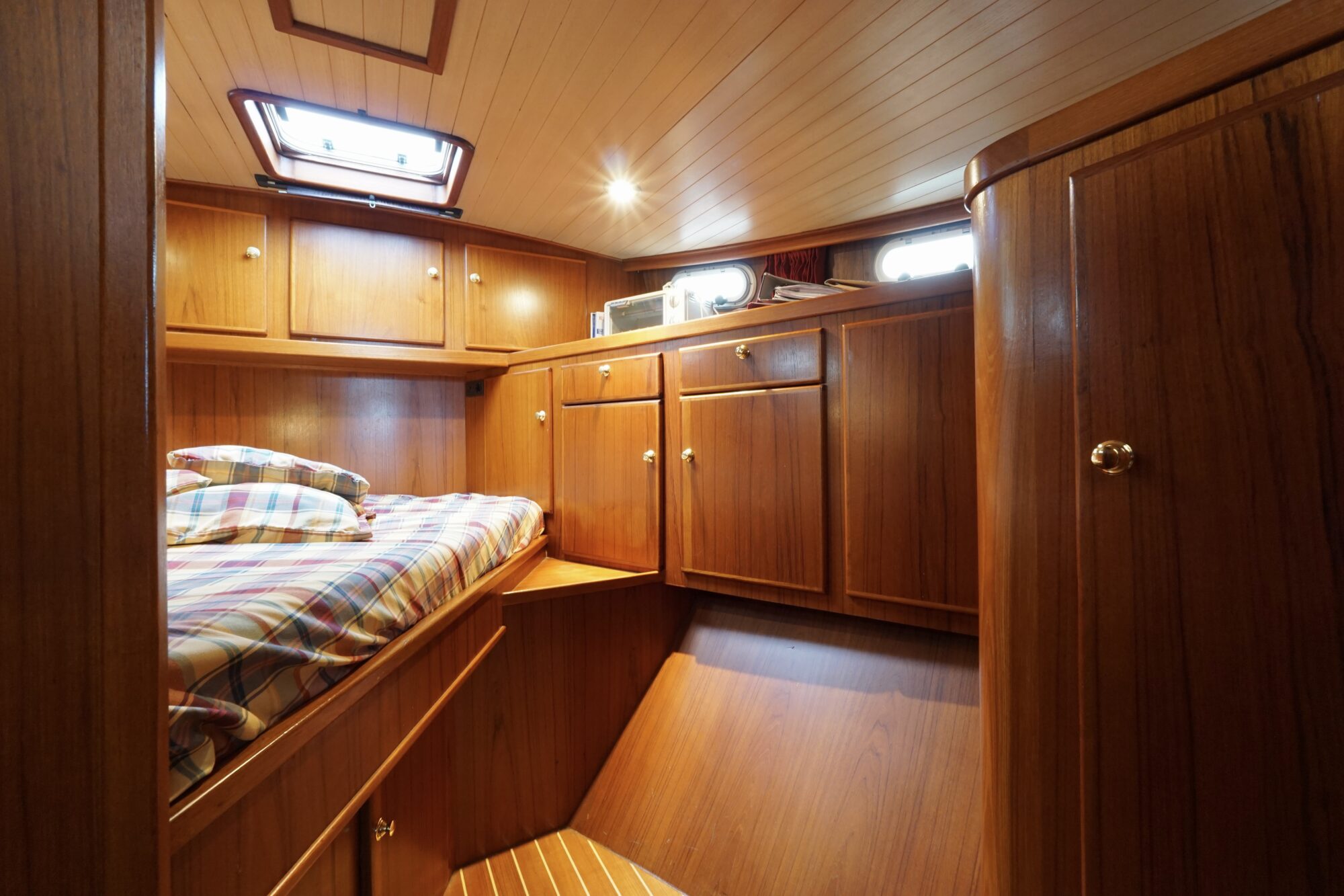 foto: 5 Barkas Barkas 10.30 OK