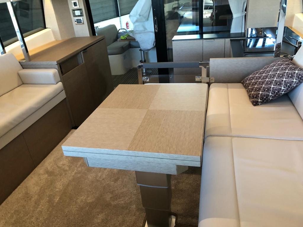 foto: 20 Prestige 420 Fly