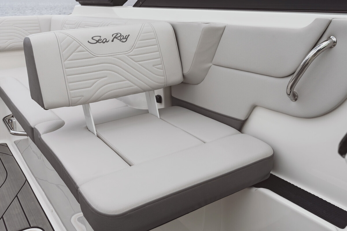 foto: 4 Sea Ray SDX 270 Surf