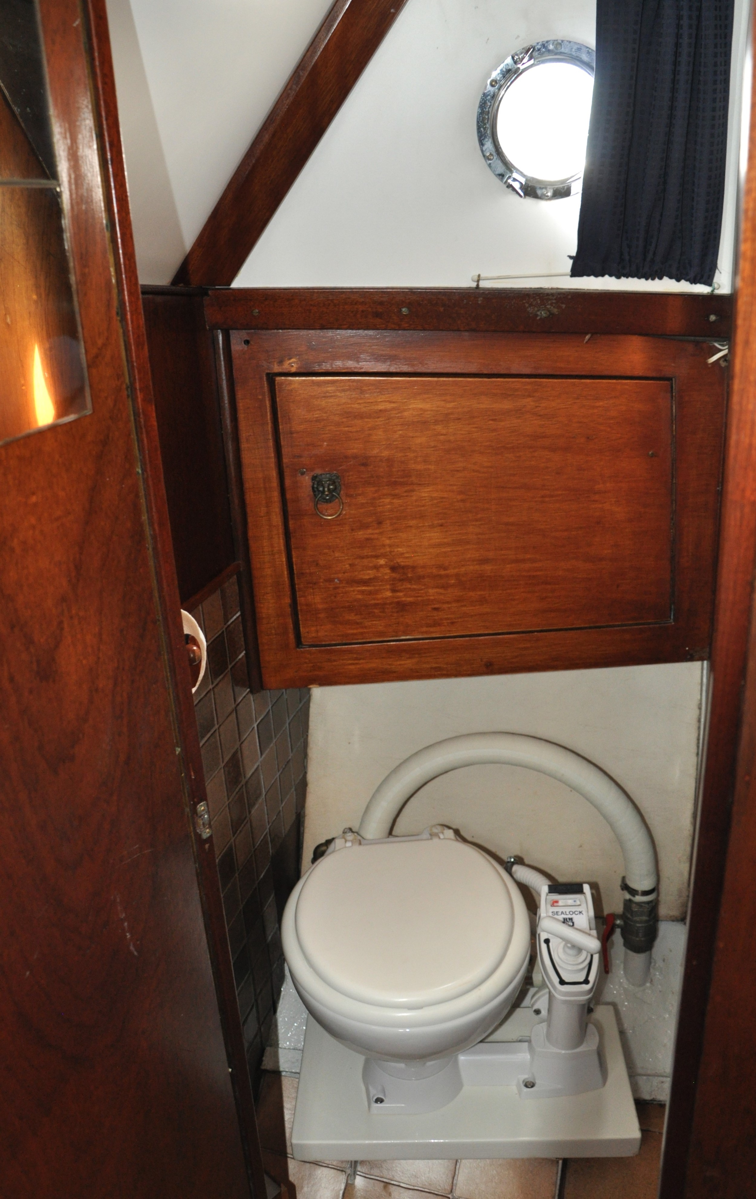 foto: 4 Argonaut 860