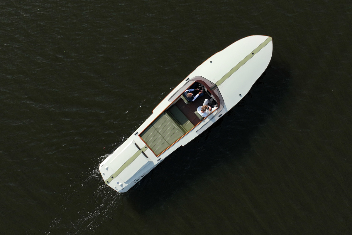 foto: 5 Volga Draagvleugelboot