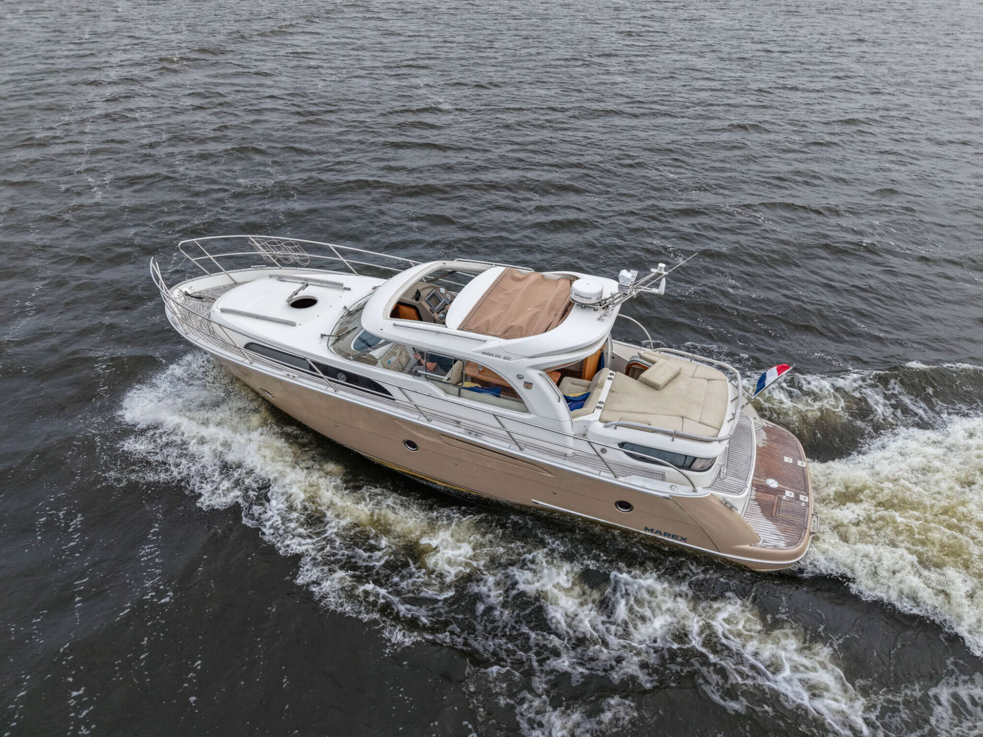 foto: 7 Marex Marex 370 ACC