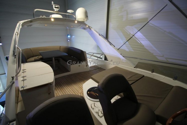 foto: 9 Sealine T50