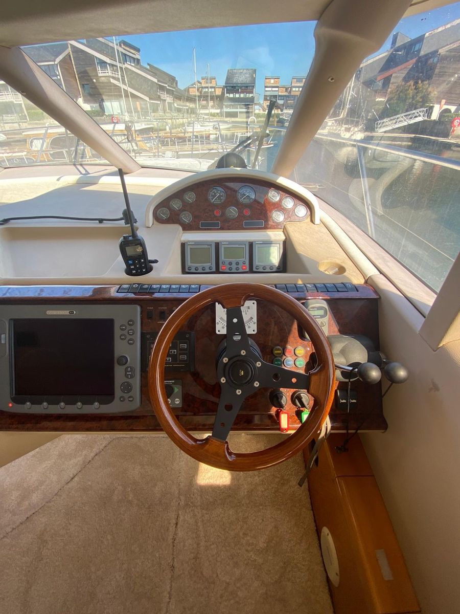 foto: 4 Princess 52 FLY