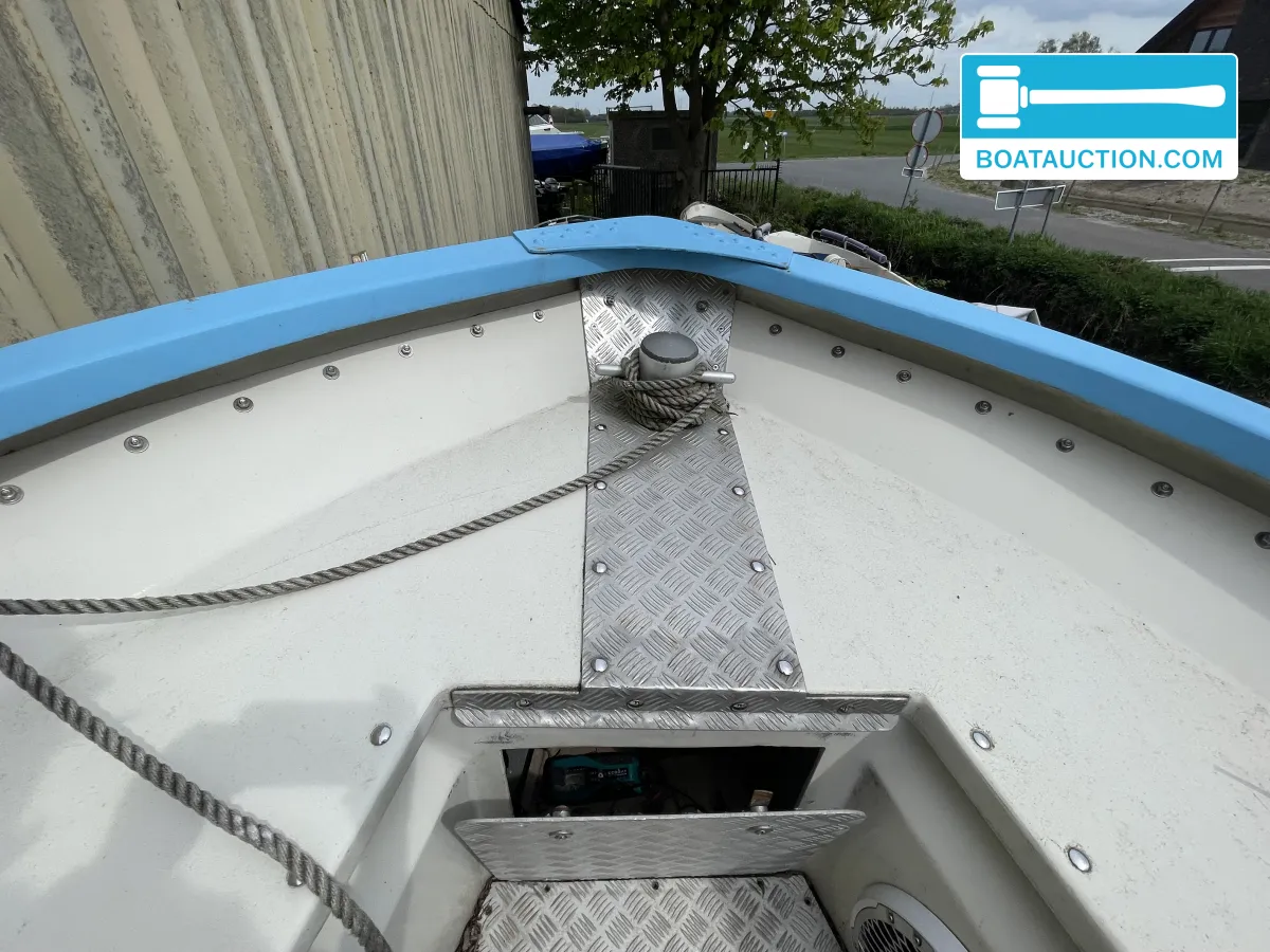 foto: 6 Sloep 850