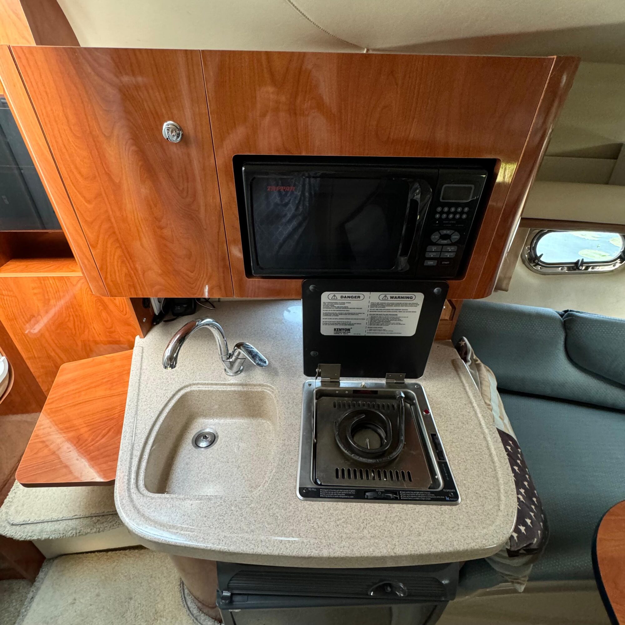 foto: 6 Four Winns Four Winns 248 Vista